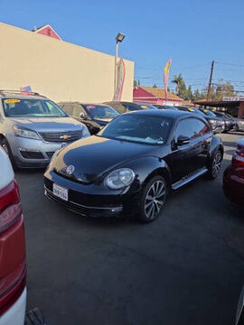 2012 VOLKSWAGEN Beetle