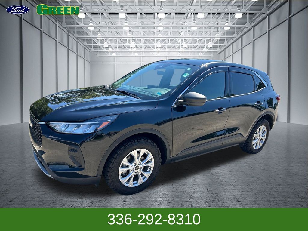 2024 FORD Escape