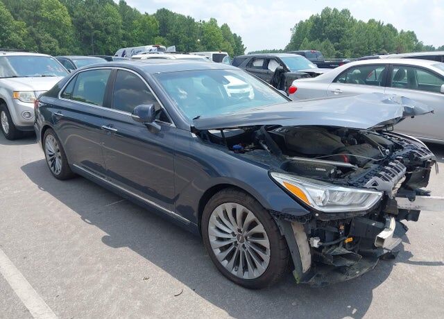 2017 GENESIS G90