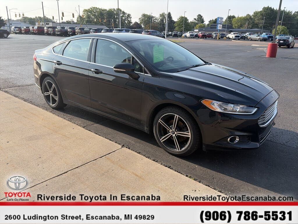 2013 FORD Fusion