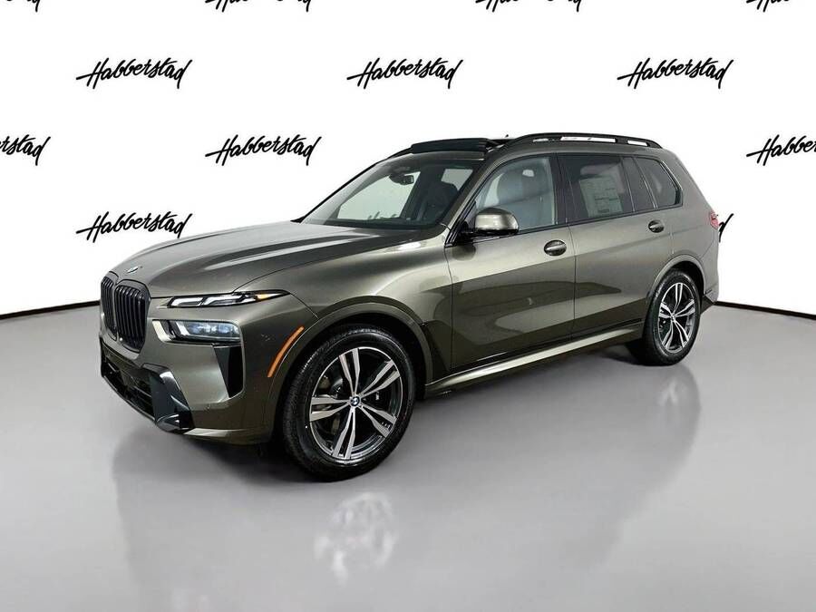 2027 BMW X7