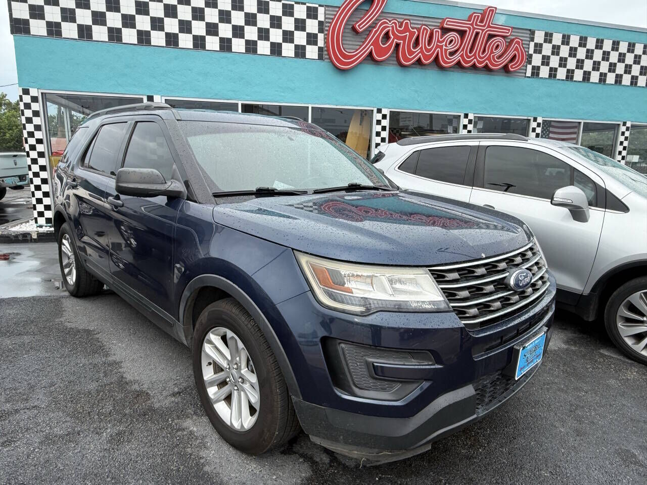 2017 FORD Explorer
