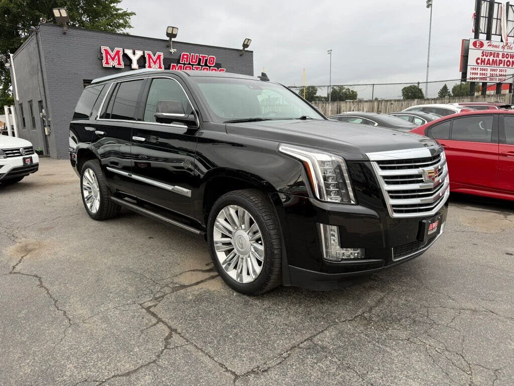 2016 CADILLAC Escalade