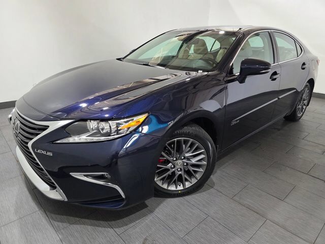 2018 LEXUS ES