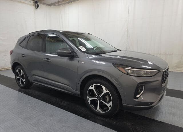 2023 FORD Escape