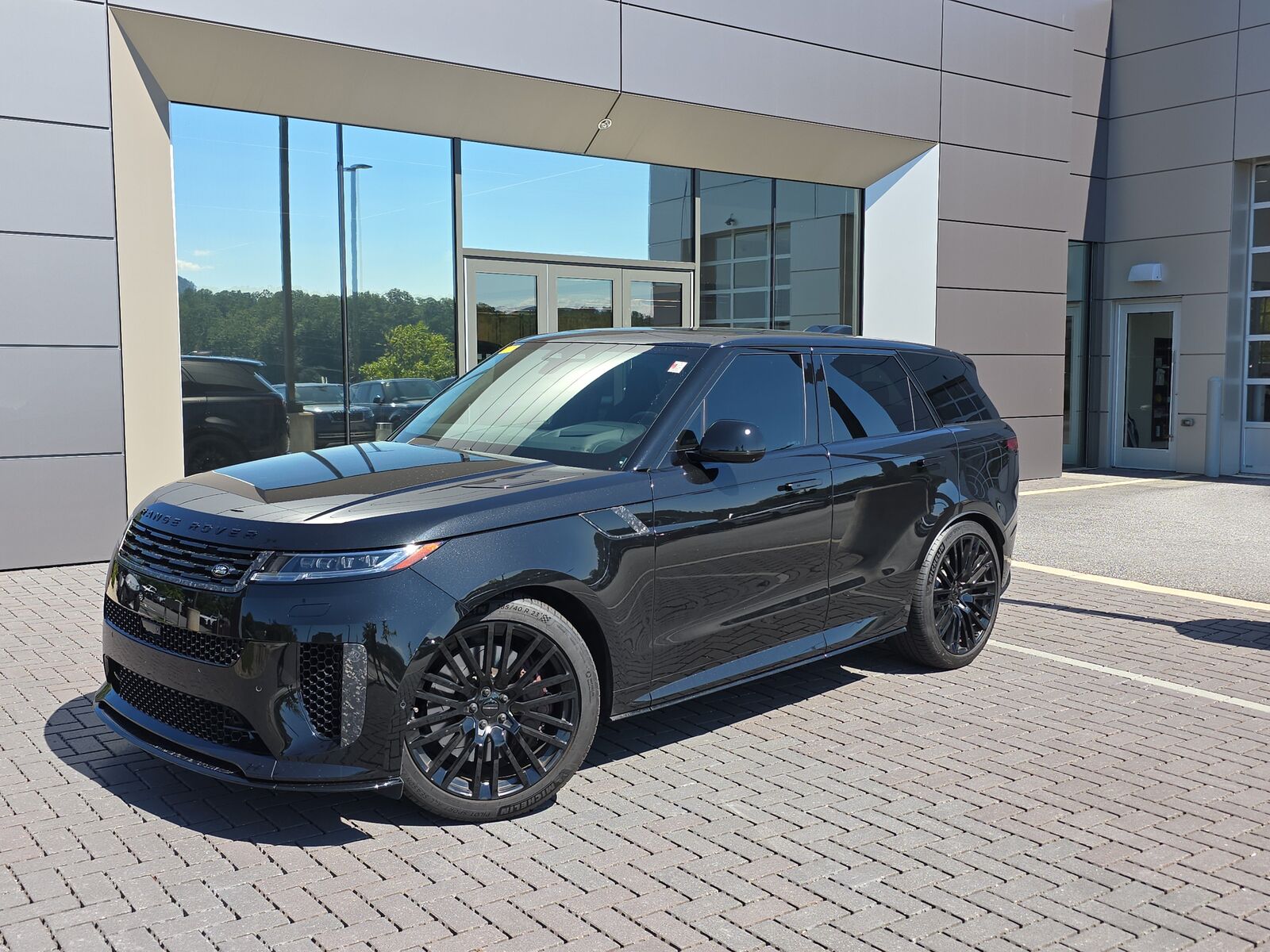 2026 LAND ROVER Range Rover Sport