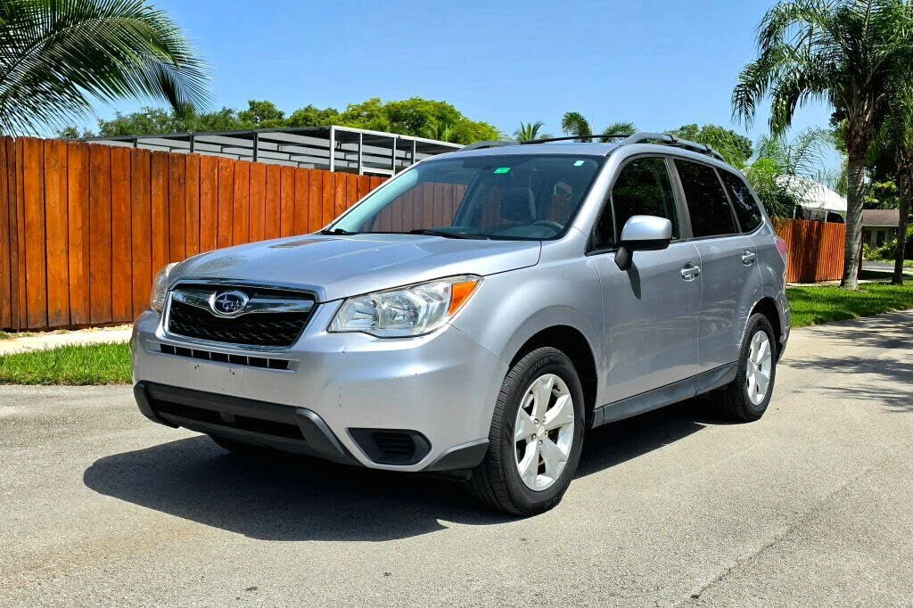 2016 SUBARU Forester