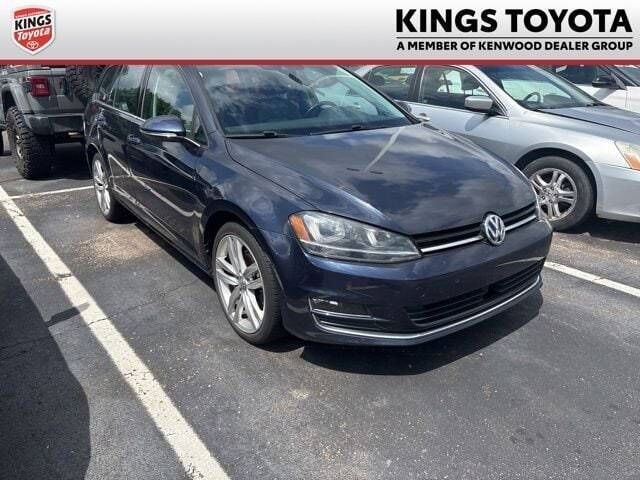2017 VOLKSWAGEN Golf SportWagen