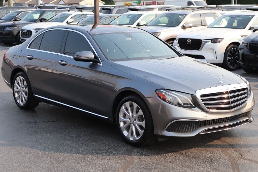 2017 MERCEDES-BENZ E-Class