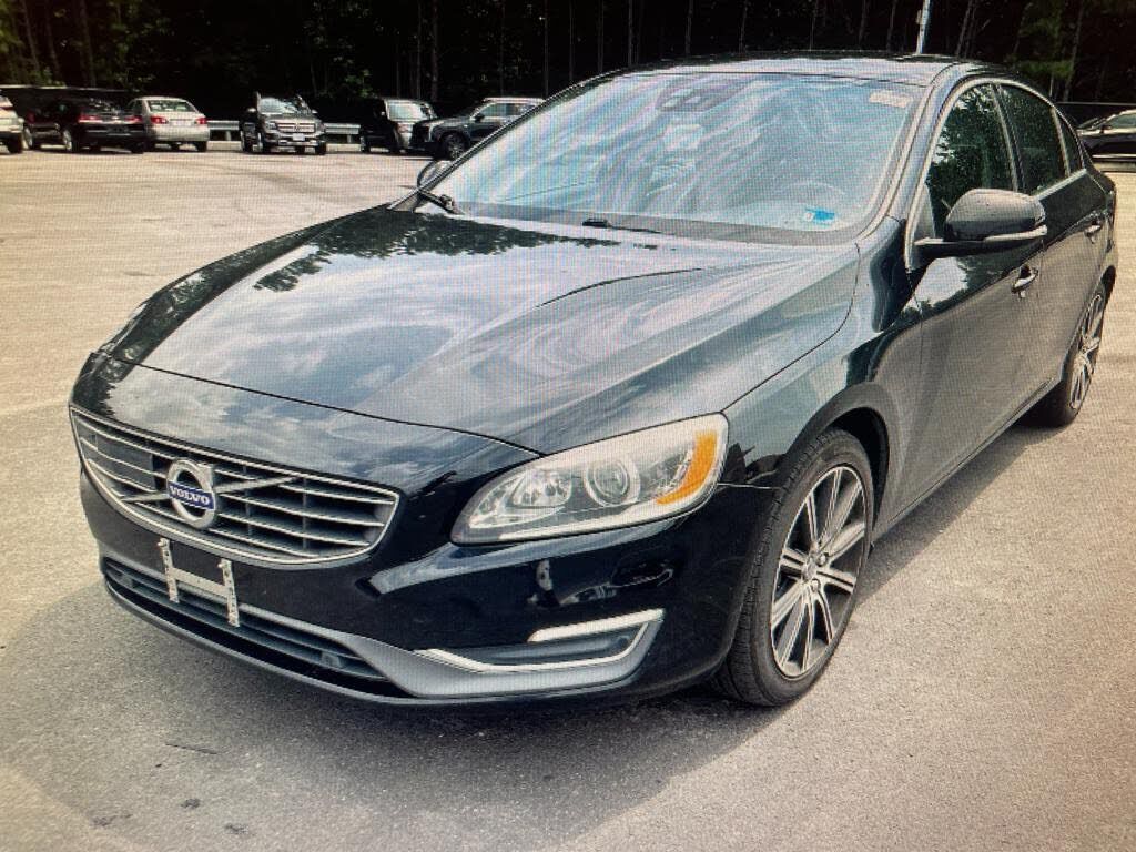 2018 VOLVO S60