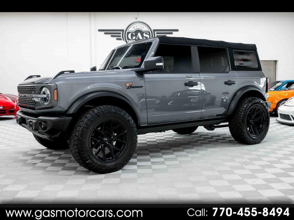 2022 FORD Bronco
