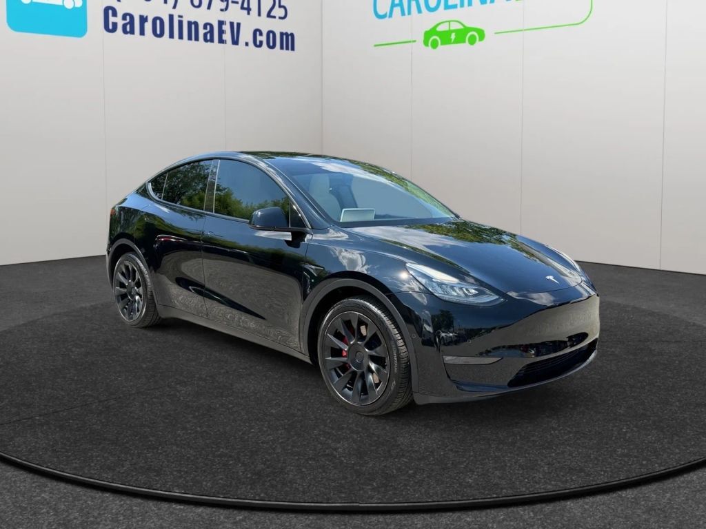 2022 TESLA Model Y