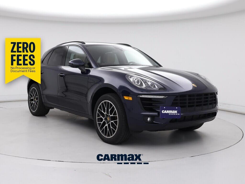 2017 PORSCHE Macan