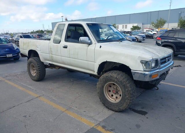 1992 TOYOTA Pick-Up