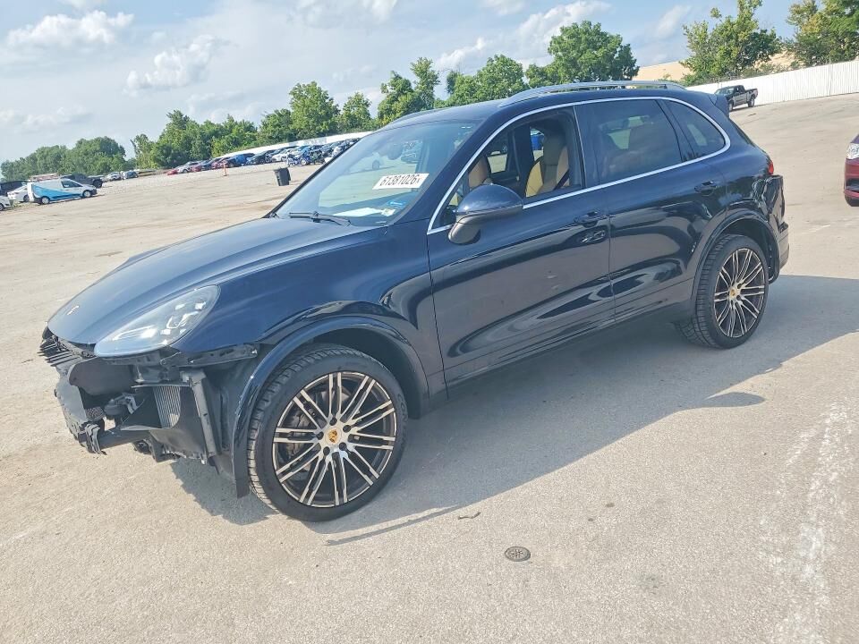 2018 PORSCHE Cayenne