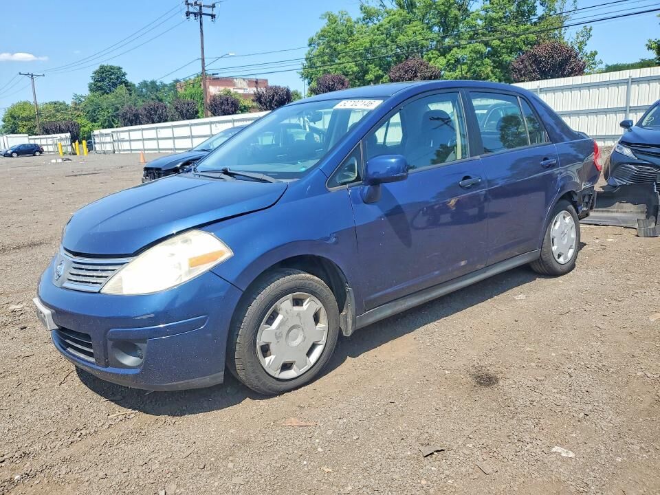 2009 NISSAN Versa