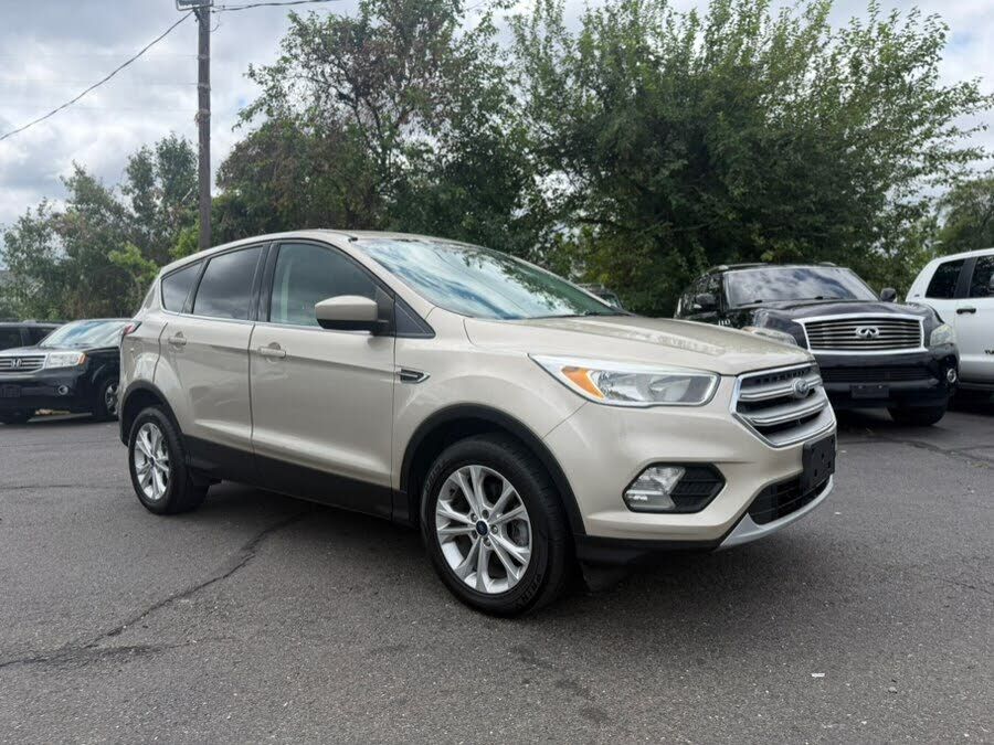 2017 FORD Escape