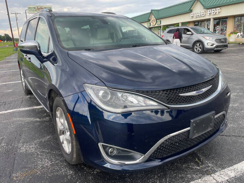 2017 CHRYSLER Pacifica