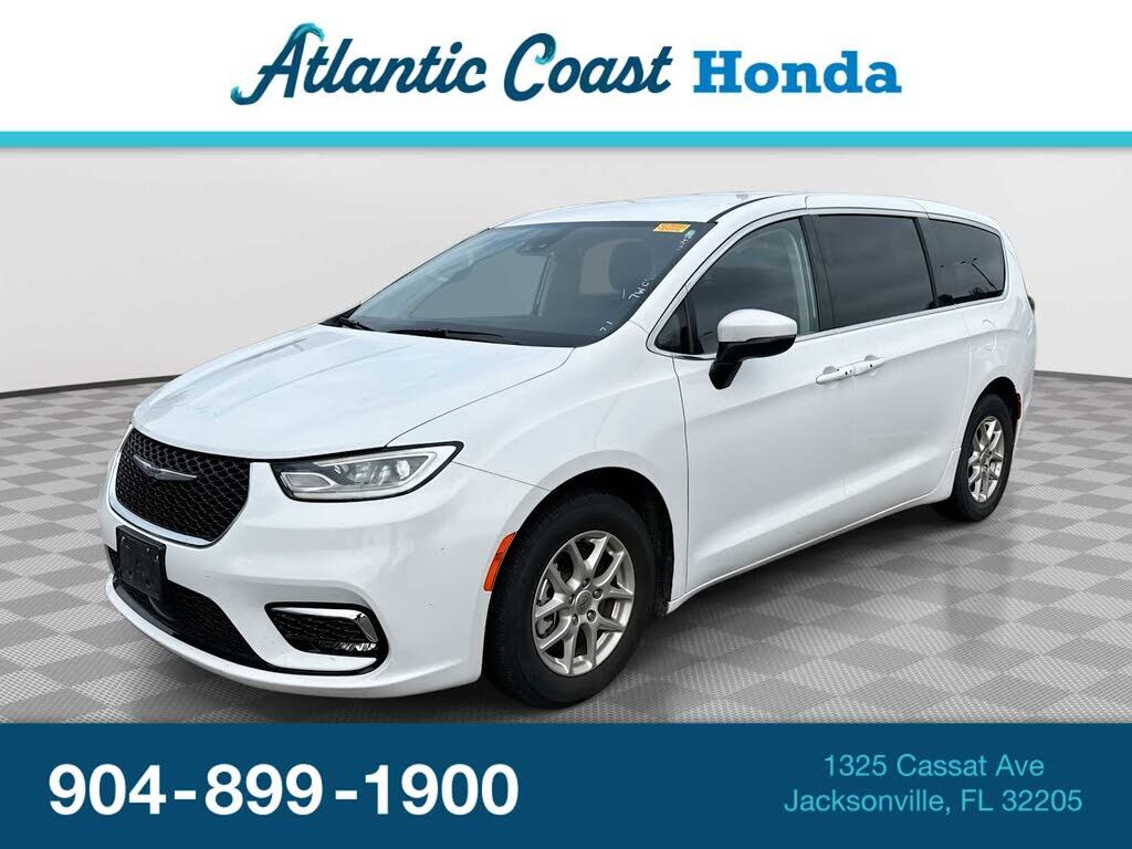 2023 CHRYSLER Pacifica