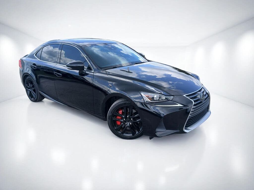 2020 LEXUS IS