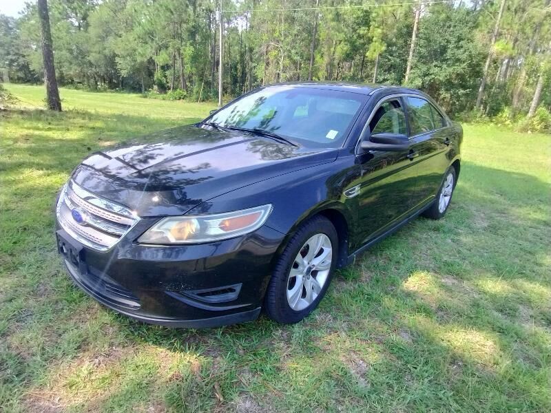 2010 FORD Taurus
