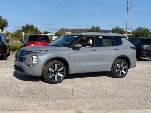 2026 MITSUBISHI Outlander