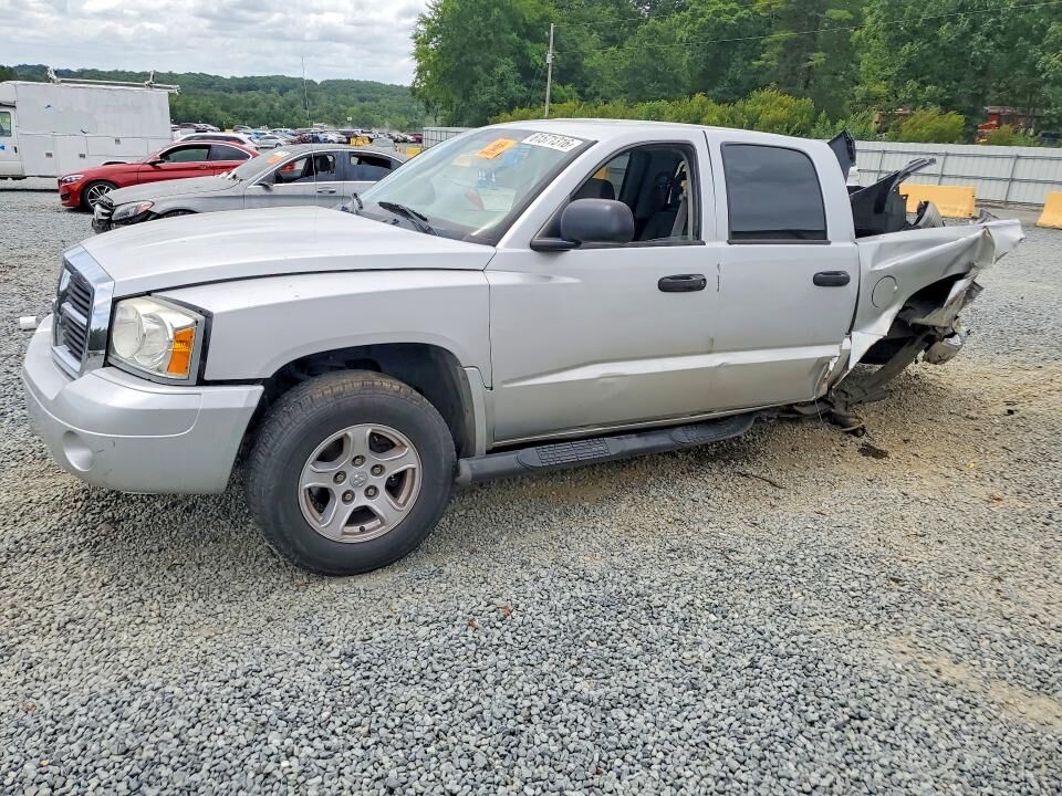2006 DODGE Dakota