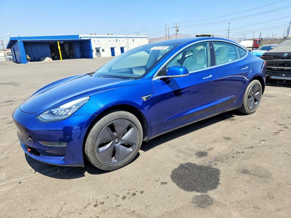 2020 TESLA Model 3