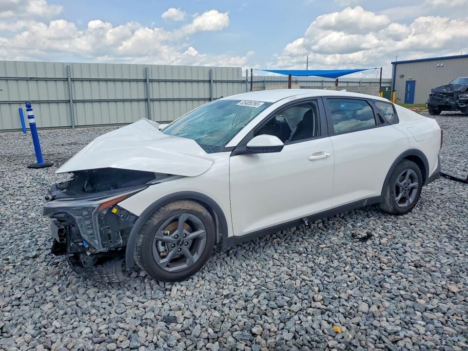 2025 KIA K4