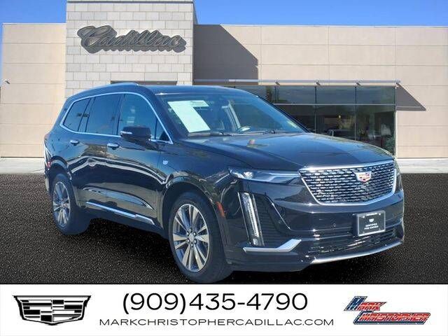 2025 CADILLAC XT6