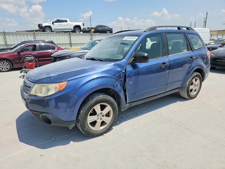 2013 SUBARU Forester
