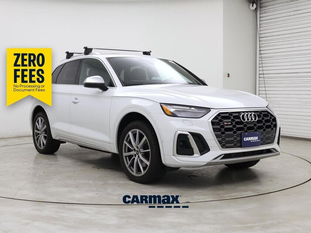 2022 AUDI SQ5