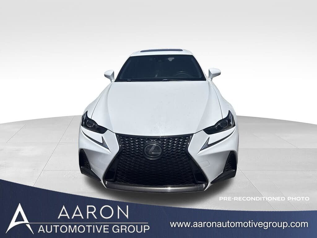 2018 LEXUS IS