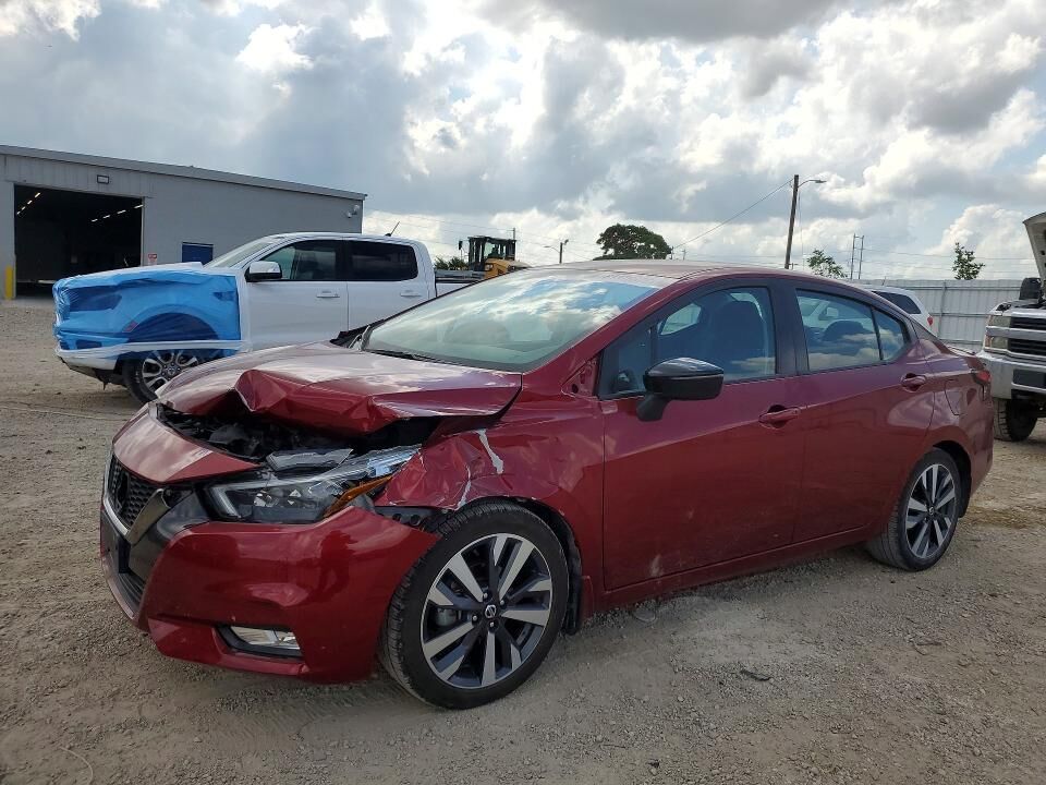 2020 NISSAN Versa