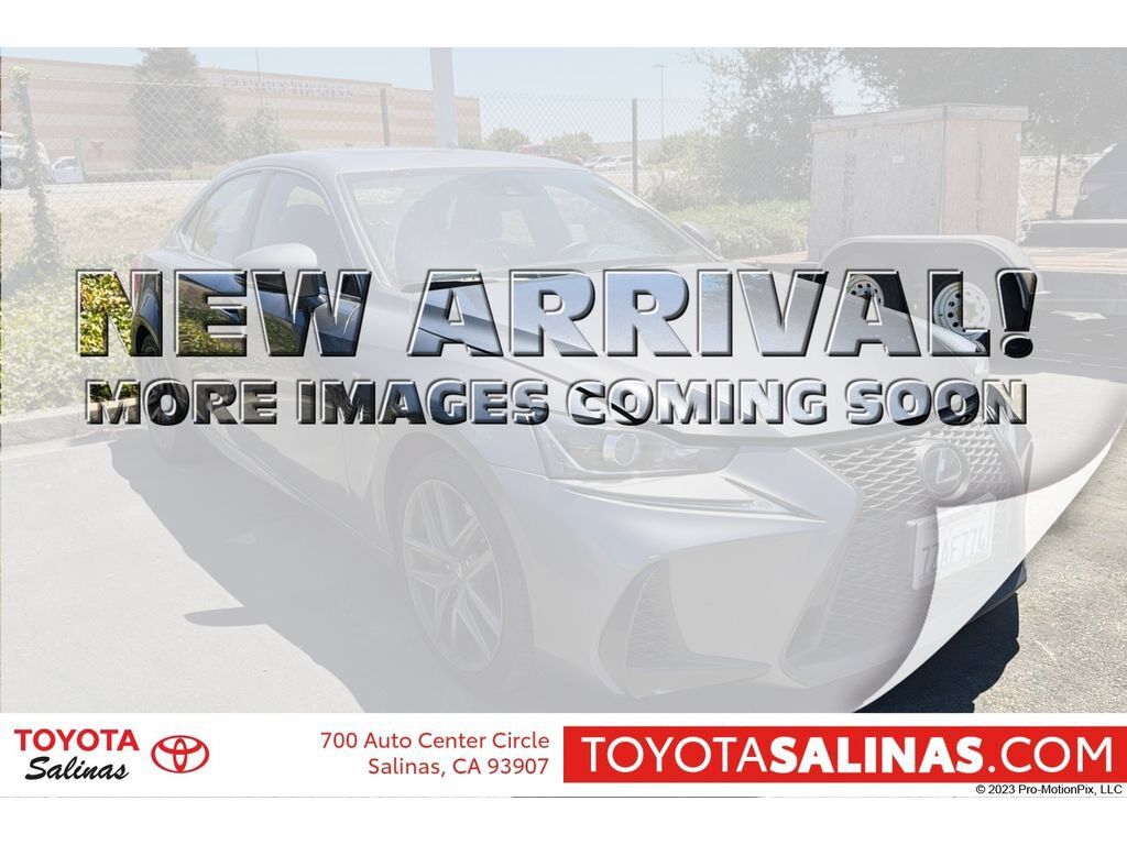 2017 LEXUS IS