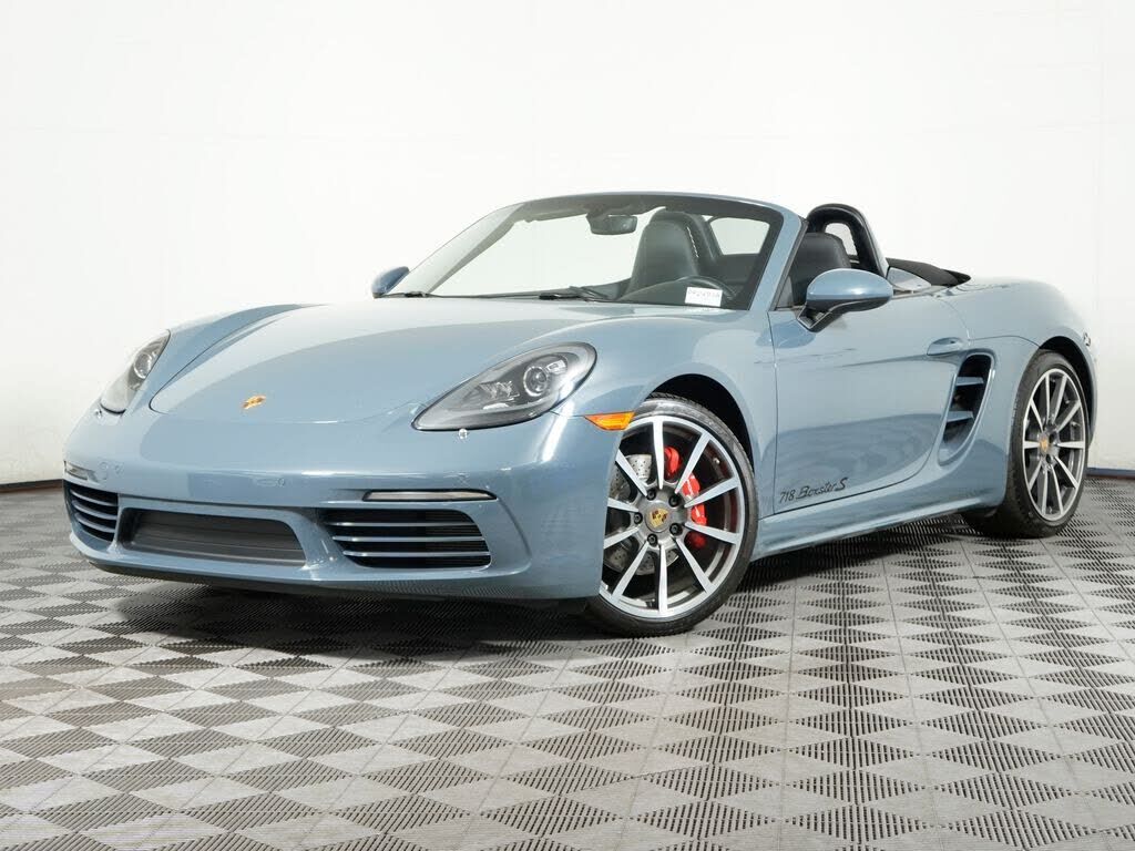 2017 PORSCHE Boxster