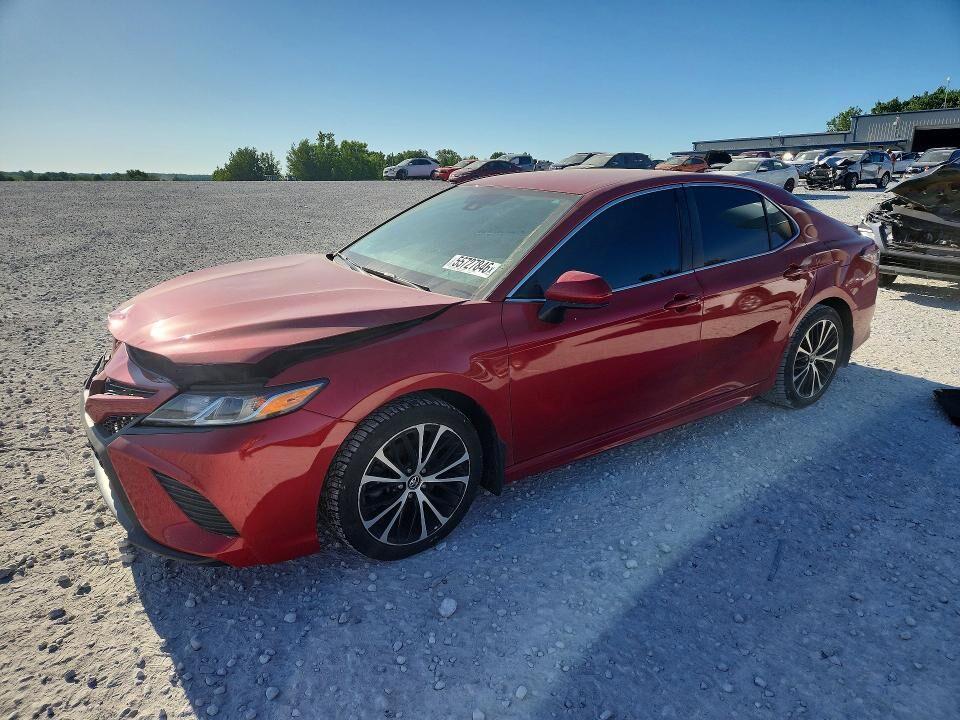 2019 TOYOTA Camry