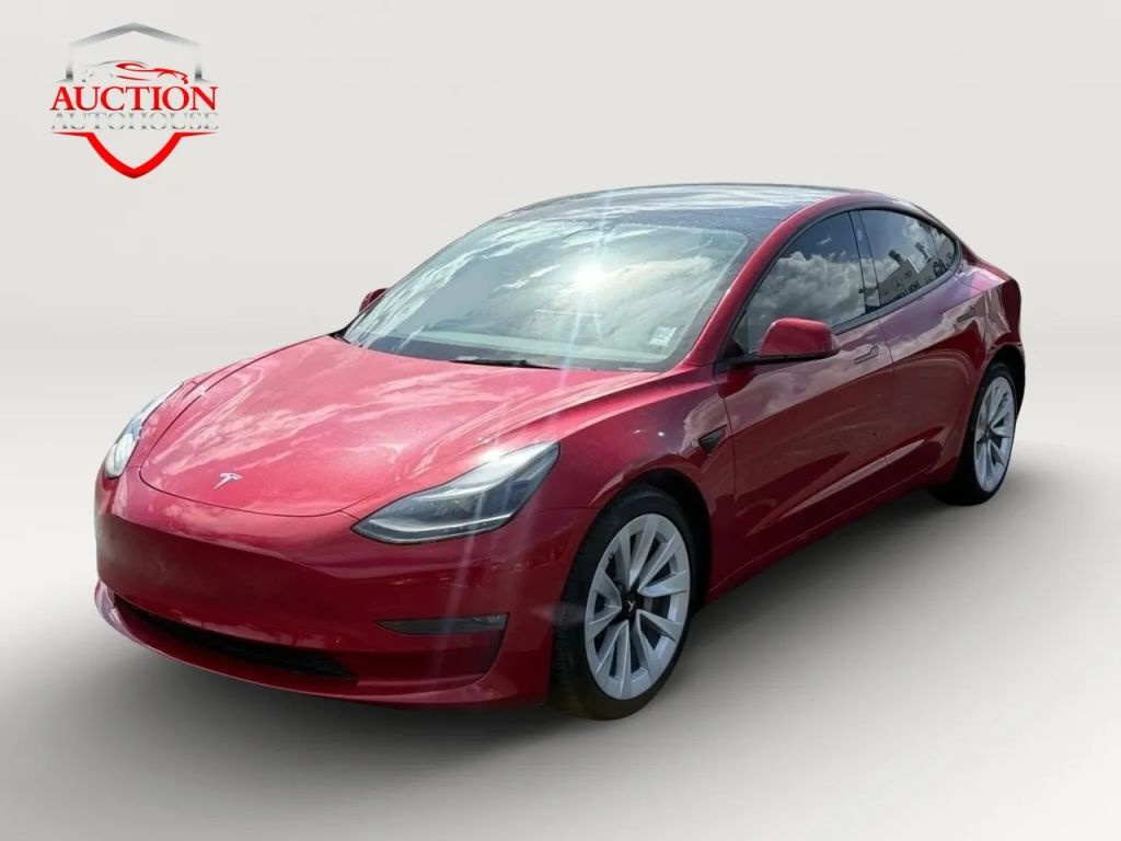 2022 TESLA Model 3