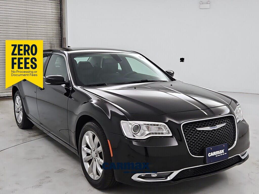 2018 CHRYSLER 300