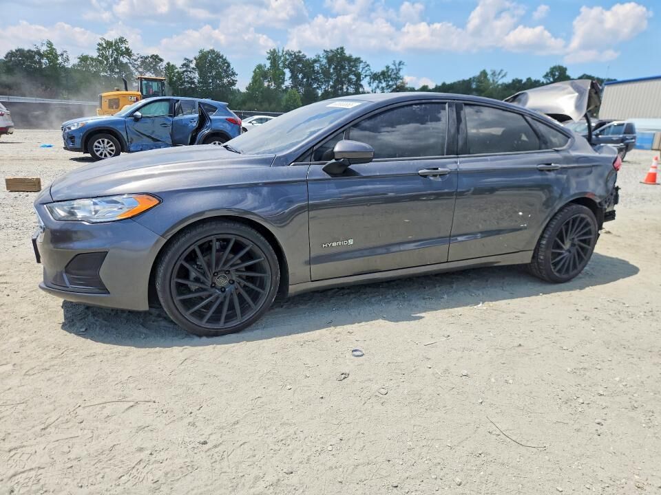 2019 FORD Fusion