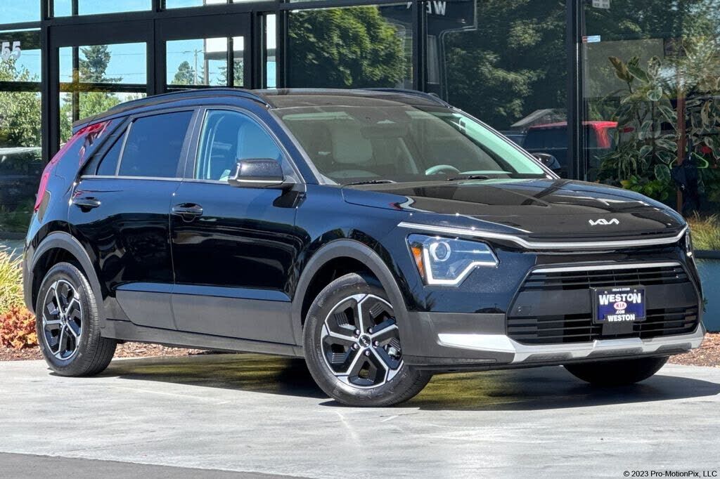 2025 KIA Niro