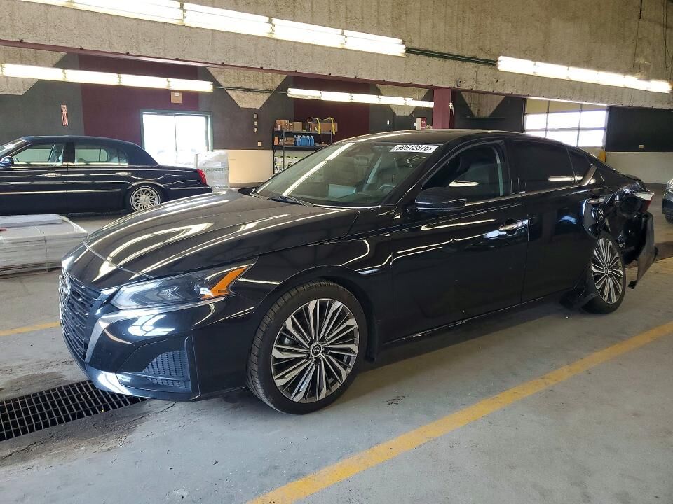2024 NISSAN Altima