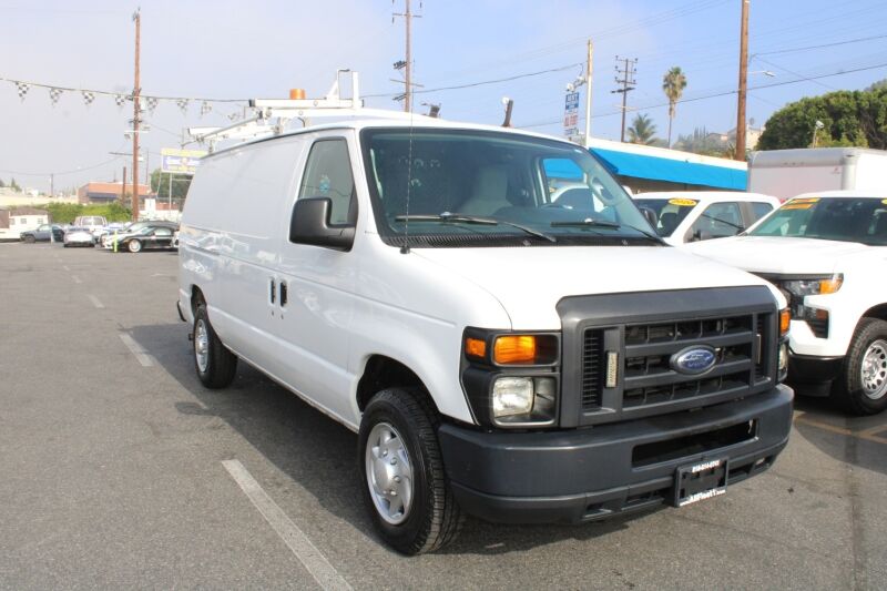 2013 FORD E-150
