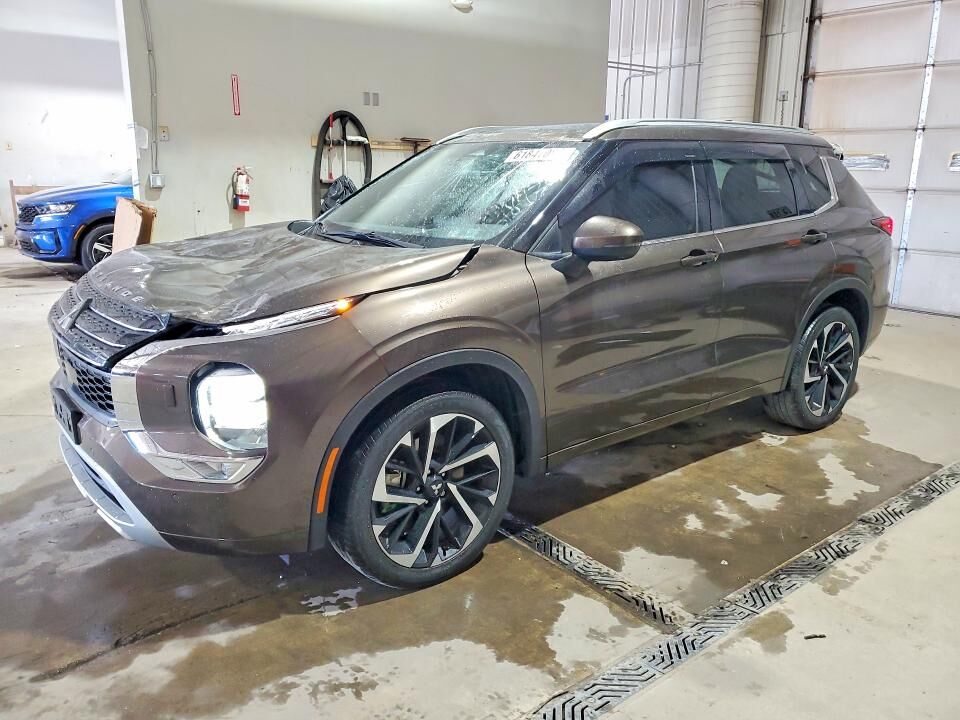 2022 MITSUBISHI Outlander