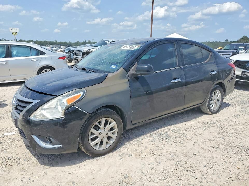 2018 NISSAN Versa