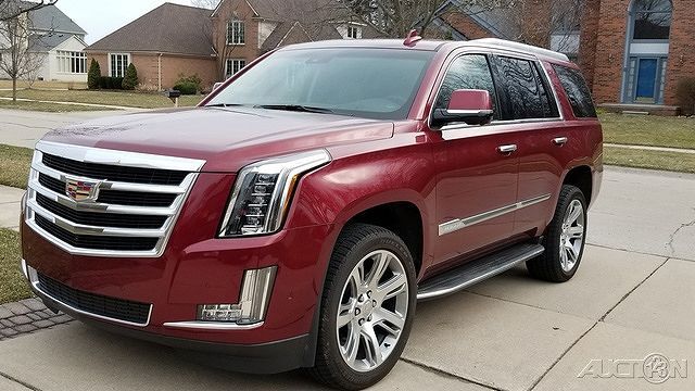 2017 CADILLAC Escalade
