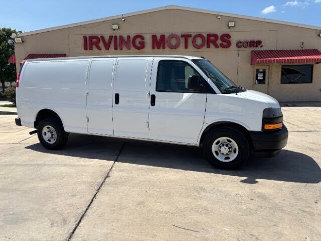 2021 CHEVROLET Express