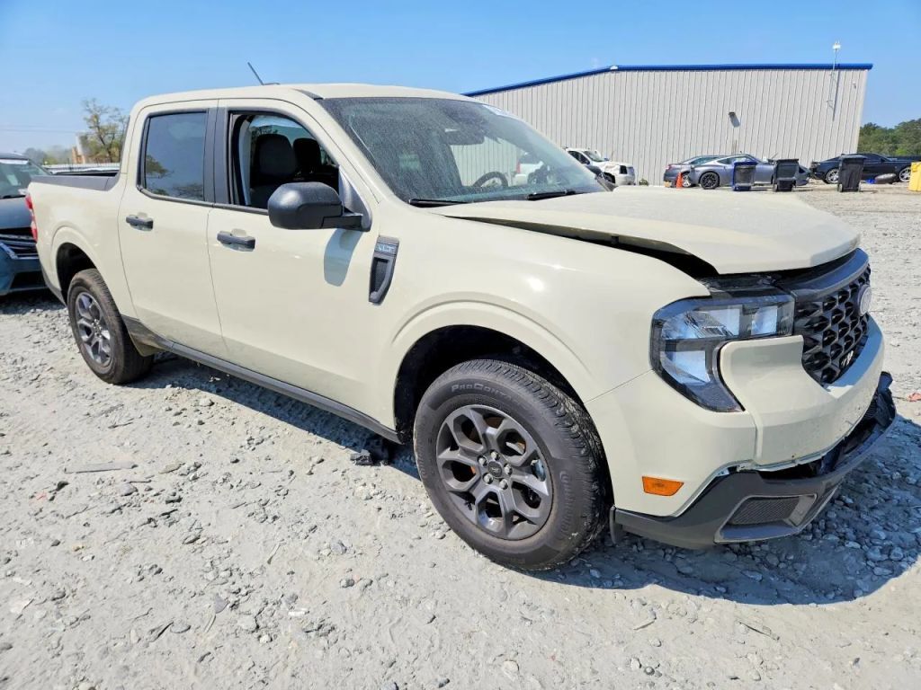 2025 FORD Maverick