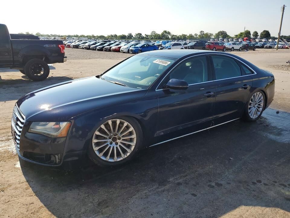 2013 AUDI A8