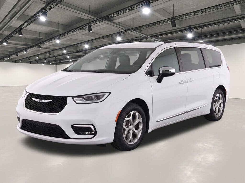 2023 CHRYSLER Pacifica